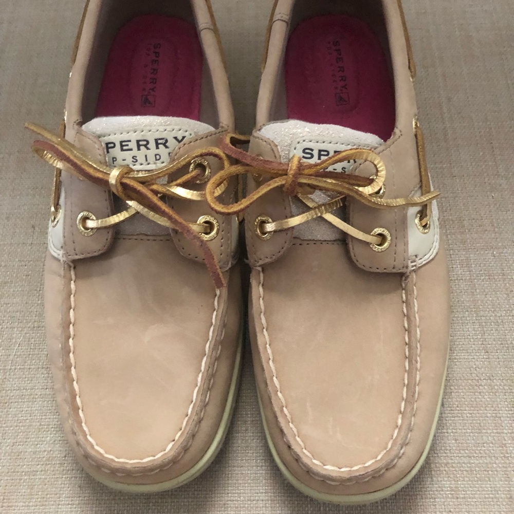 Gold sperry topsider - 6.5
